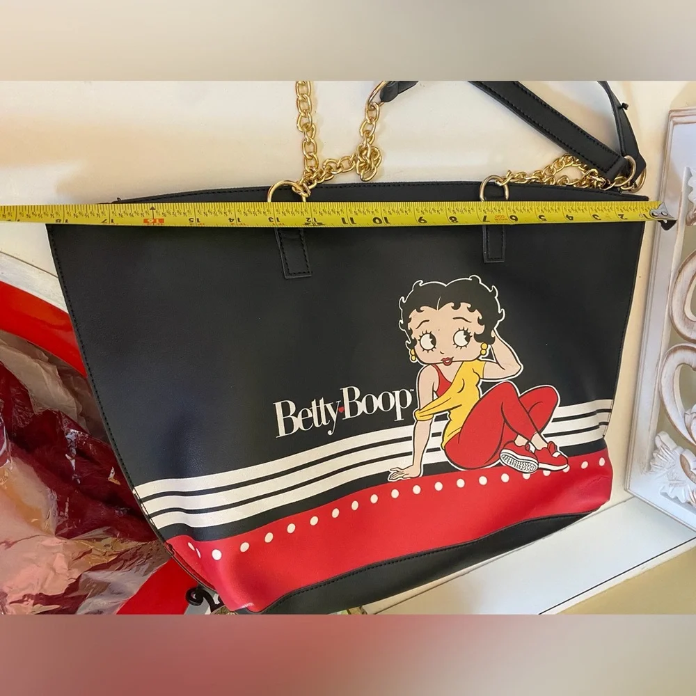Betty Boop Black and Red Tote with Gold Tone Chain - Picture 12 of 16